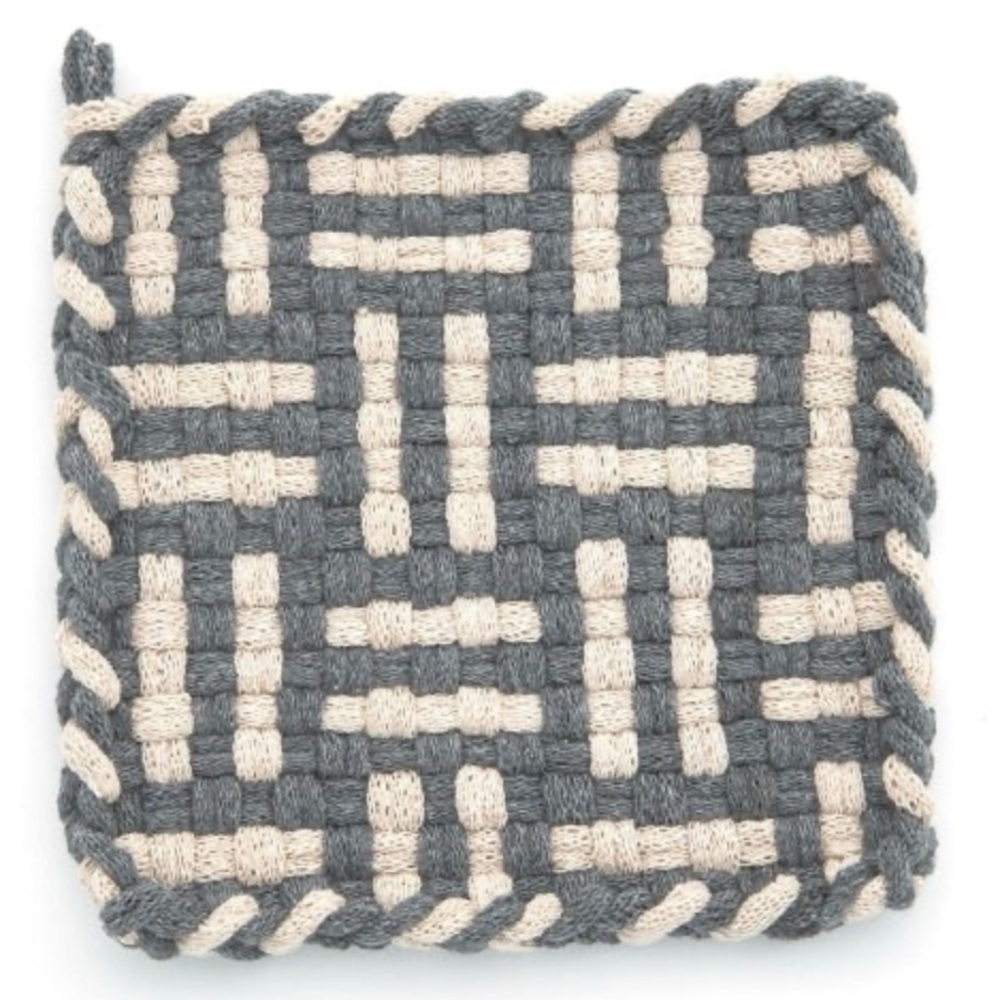 NWT handmade 100% cotton woven geometric potholder or trivet grey